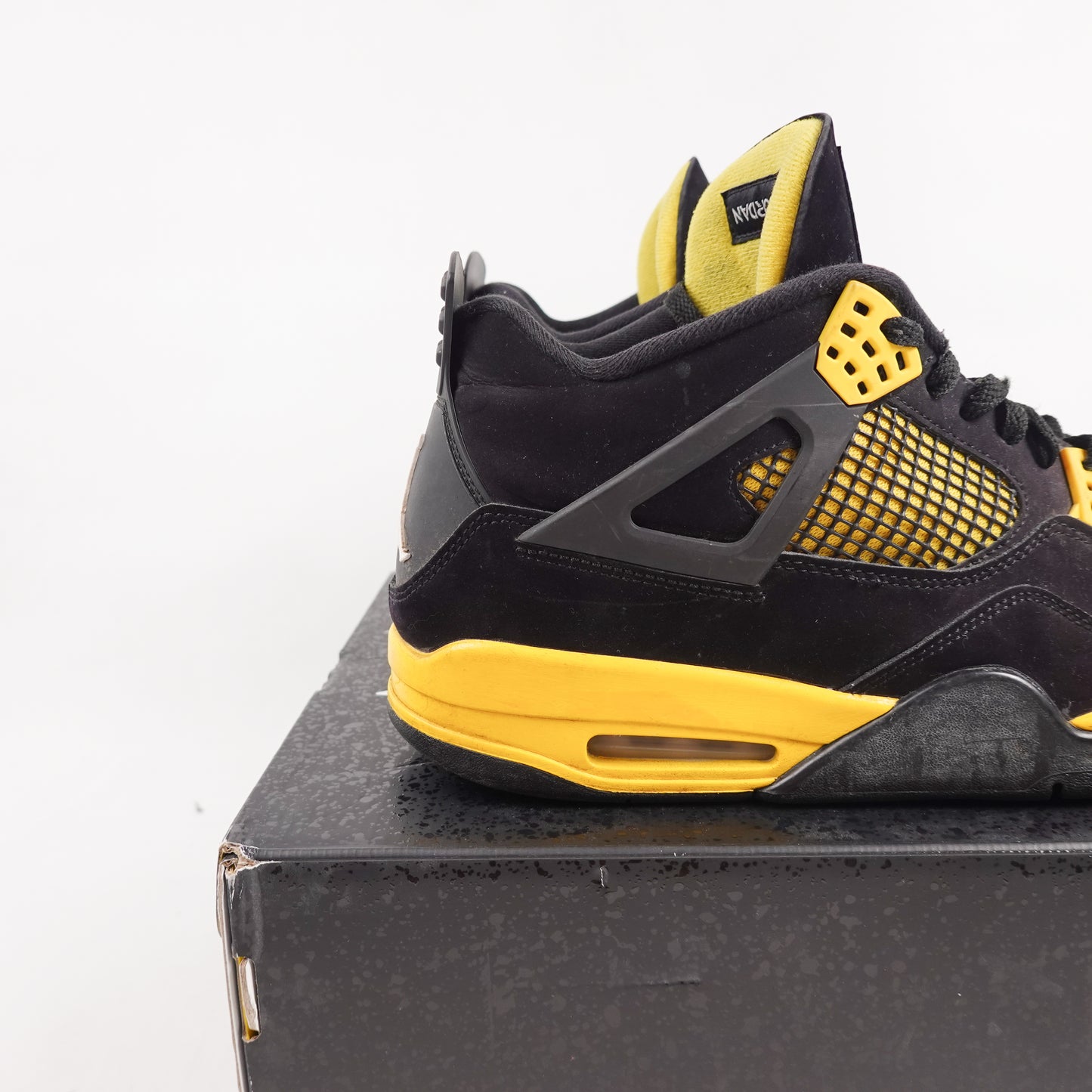 Jordan 4 Yellow Thunder - Size 13