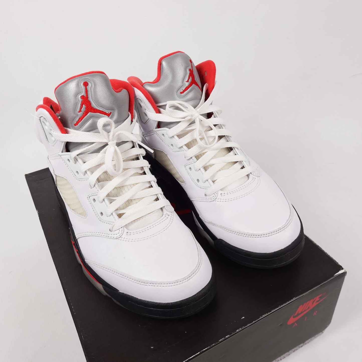 2020 Jordan 5 Fire Red Silver Tongue - Size 10.5