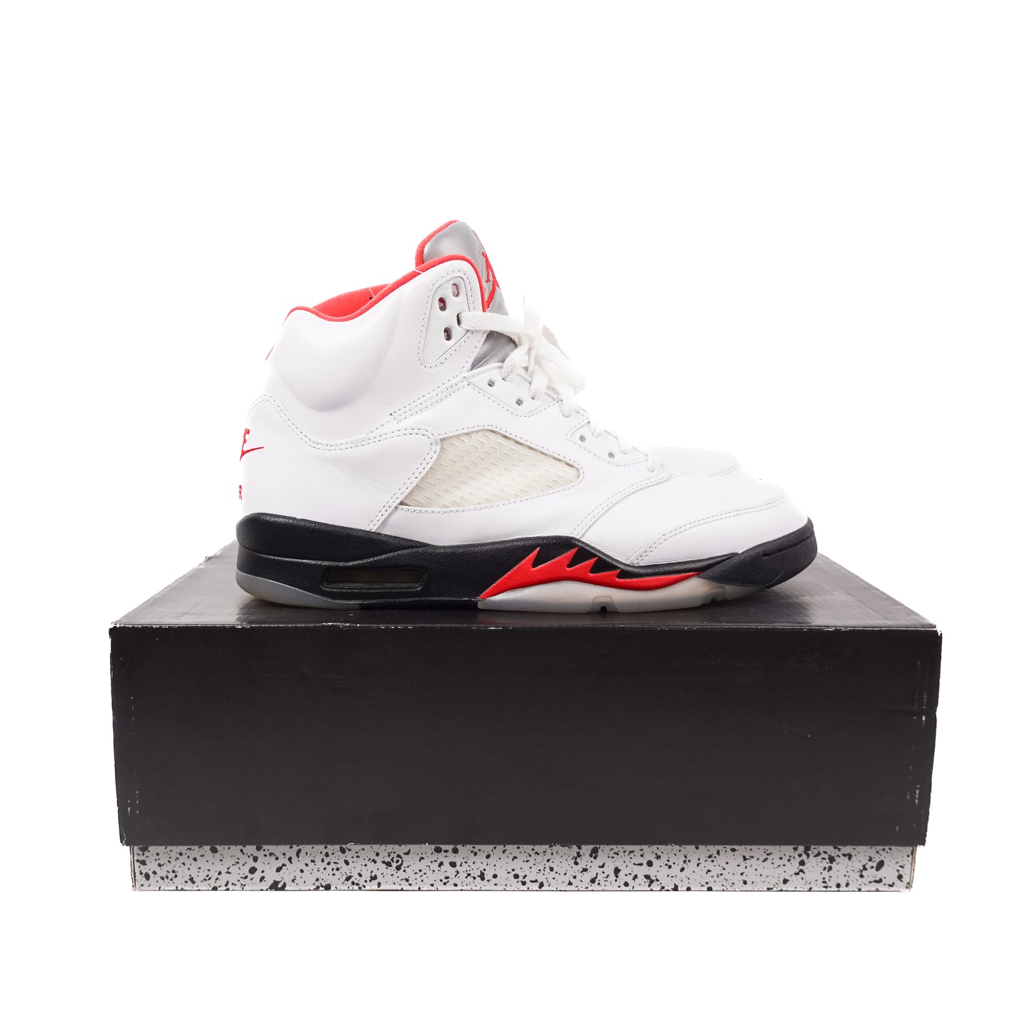 2020 Jordan 5 Fire Red Silver Tongue - Size 10.5