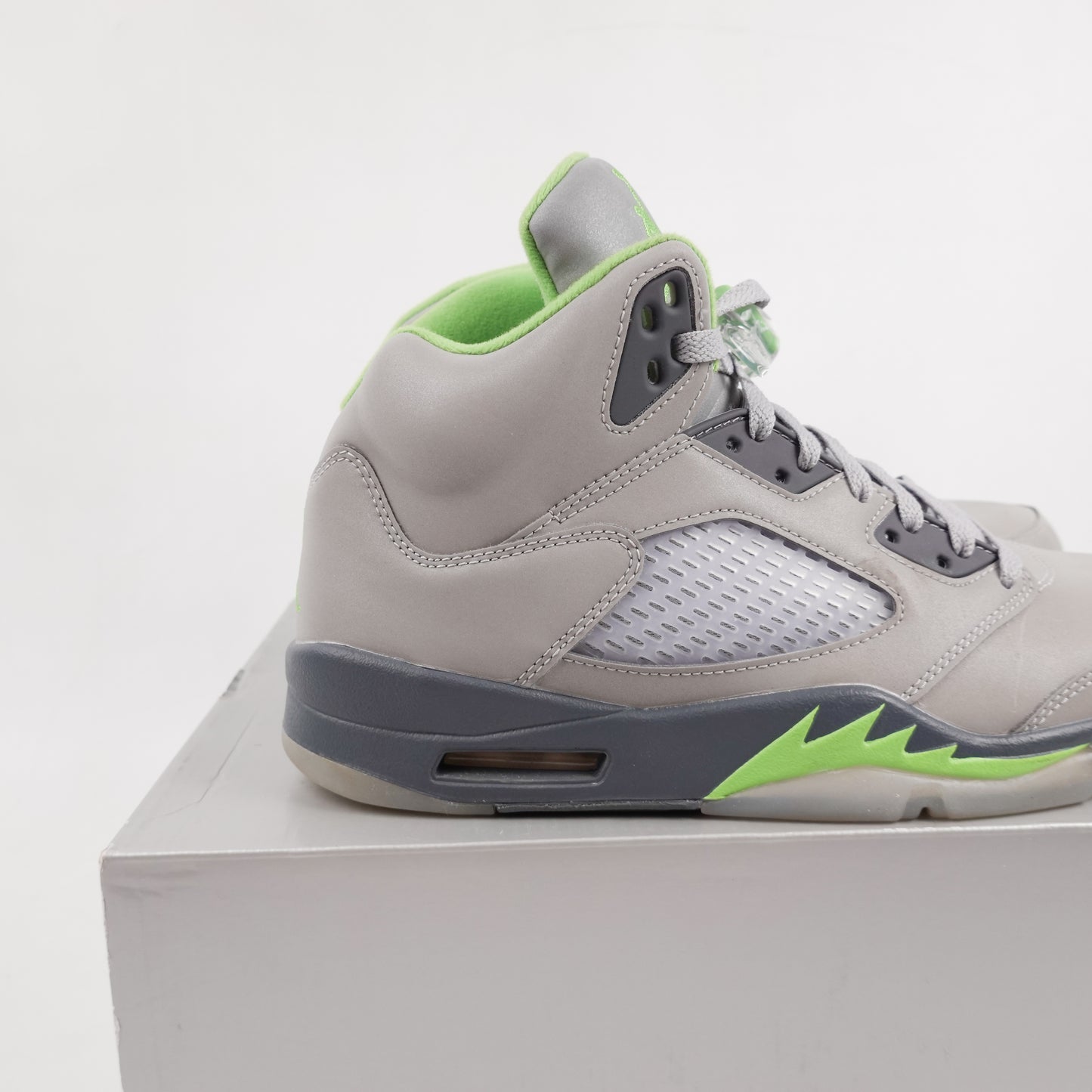 Jordan 5 Green Bean - Size 10