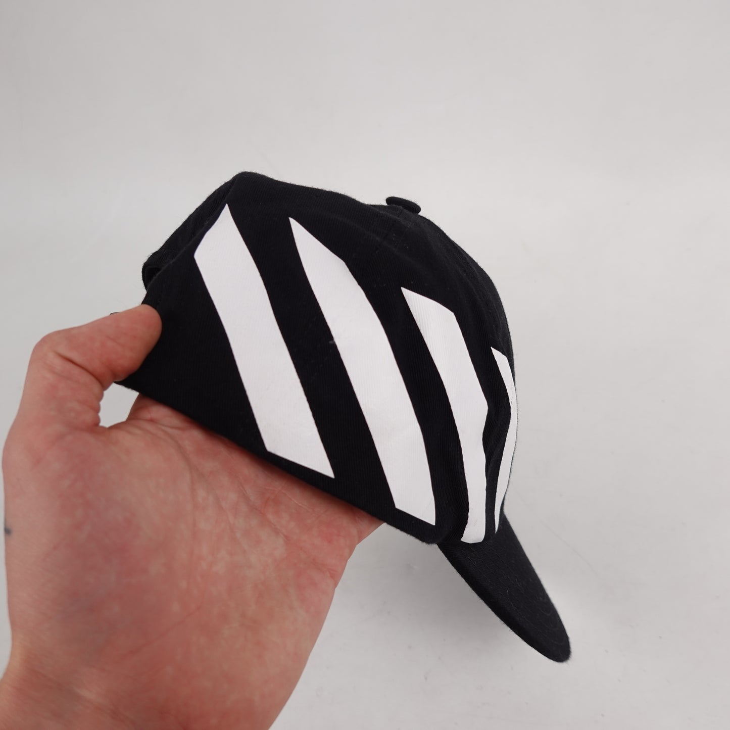 Off White Baseball Cap