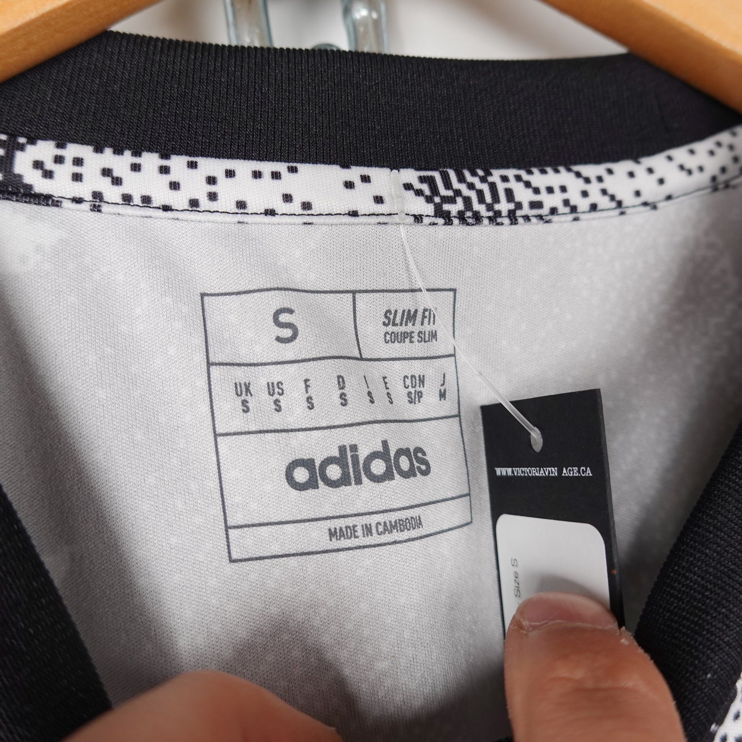 2023/24 Juventus Adidas Jersey - Size S