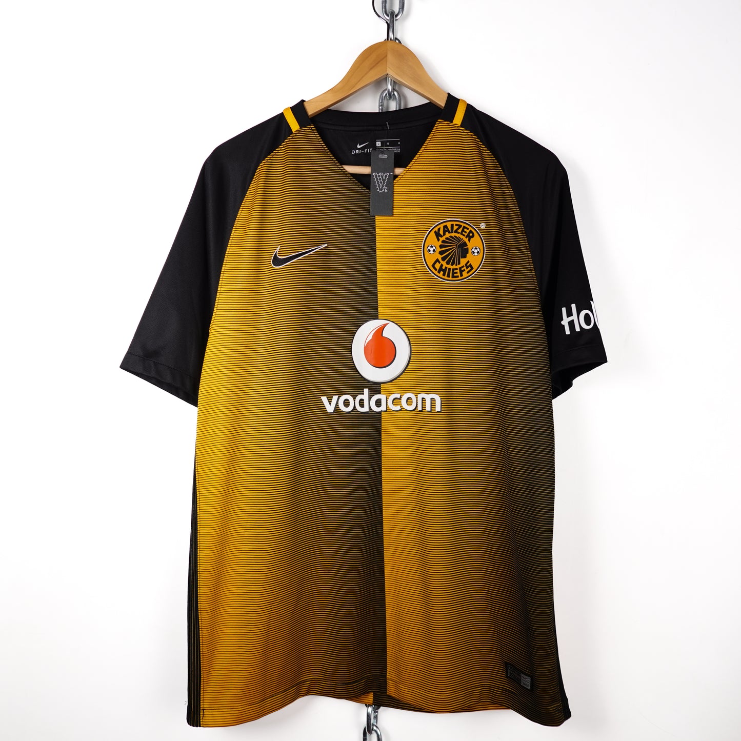 2016 Nike Kaizer Chiefs Kit - Size L