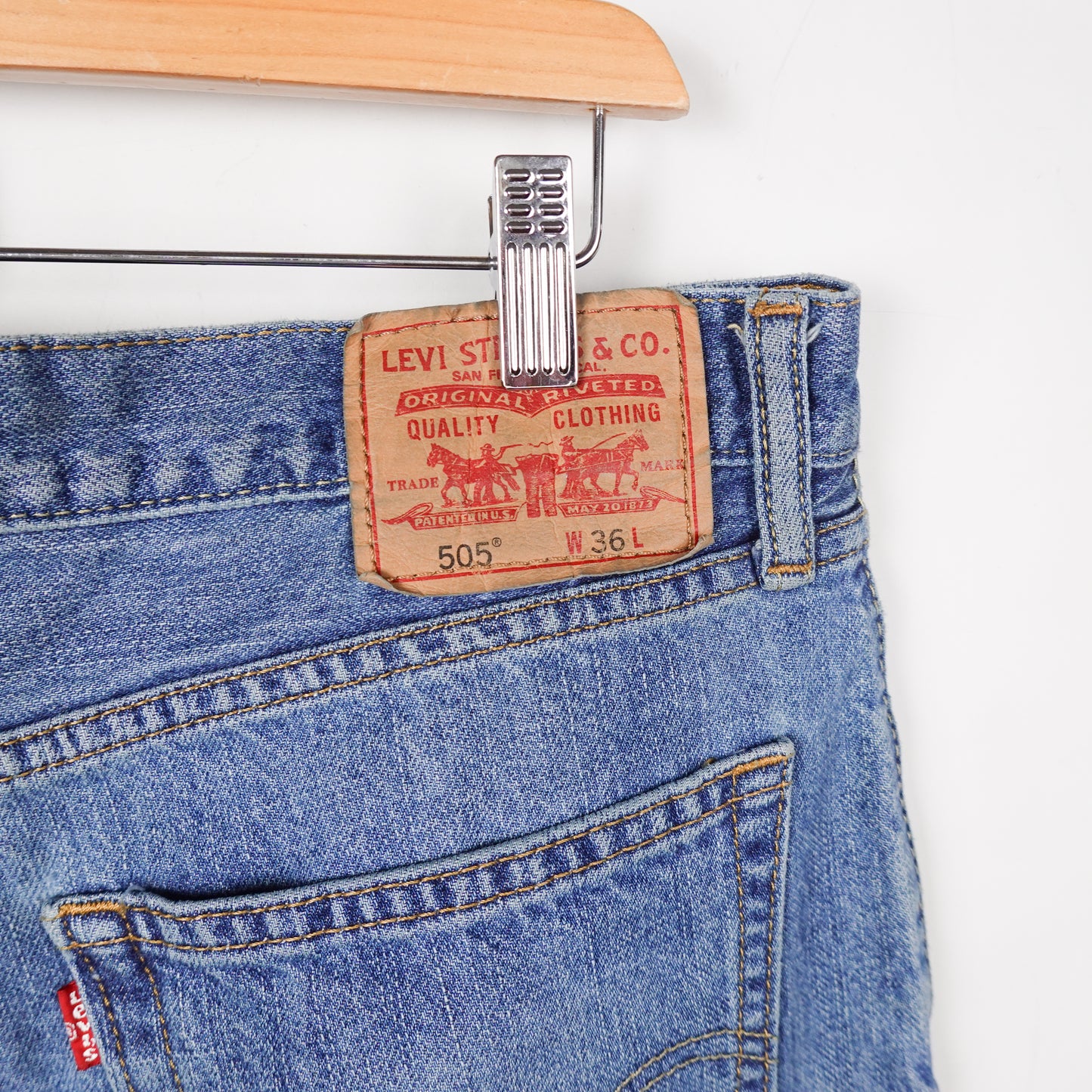 Levi's 505 Shorts - Size 36