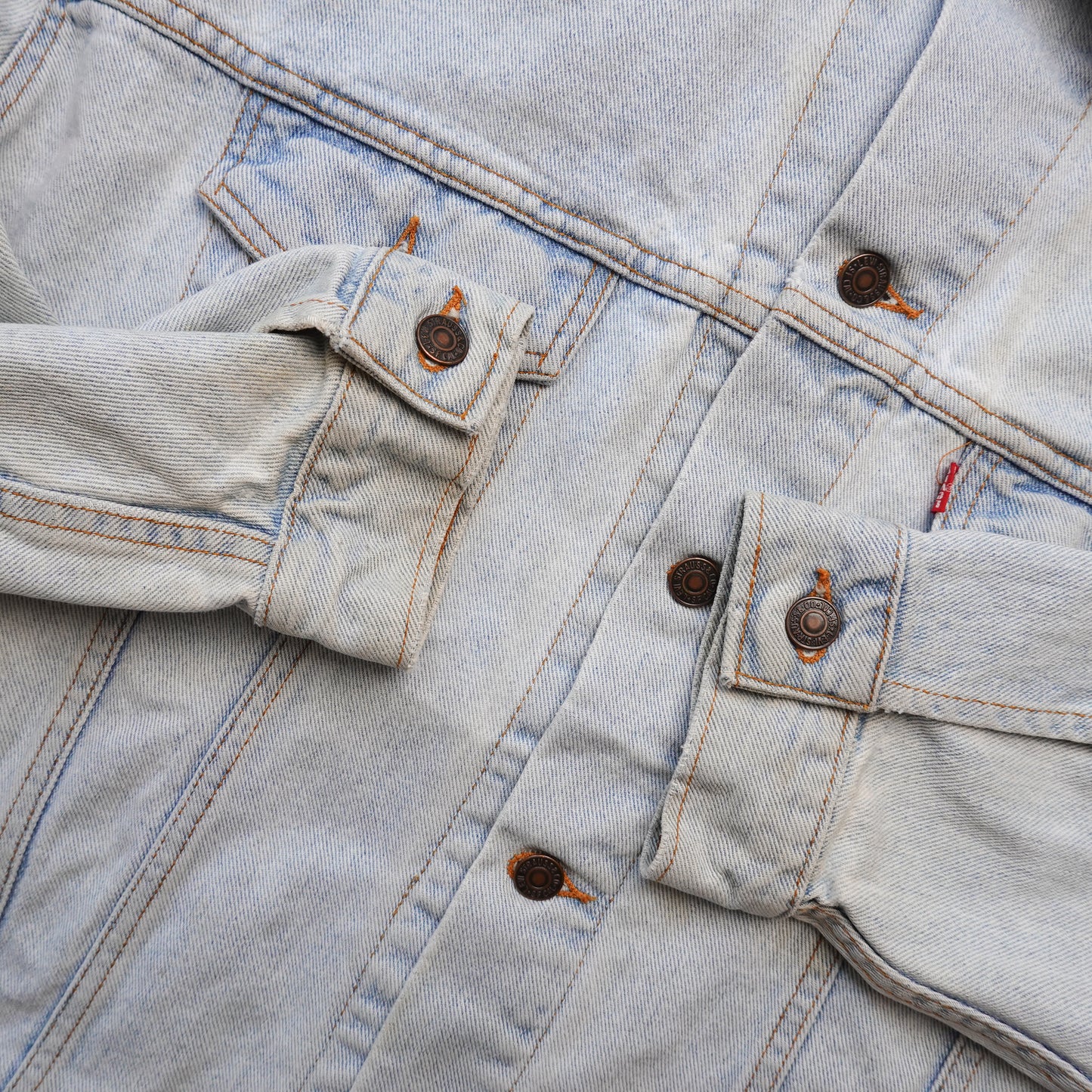 Vintage Levi's Light Wash Denim Jacket - Size XL