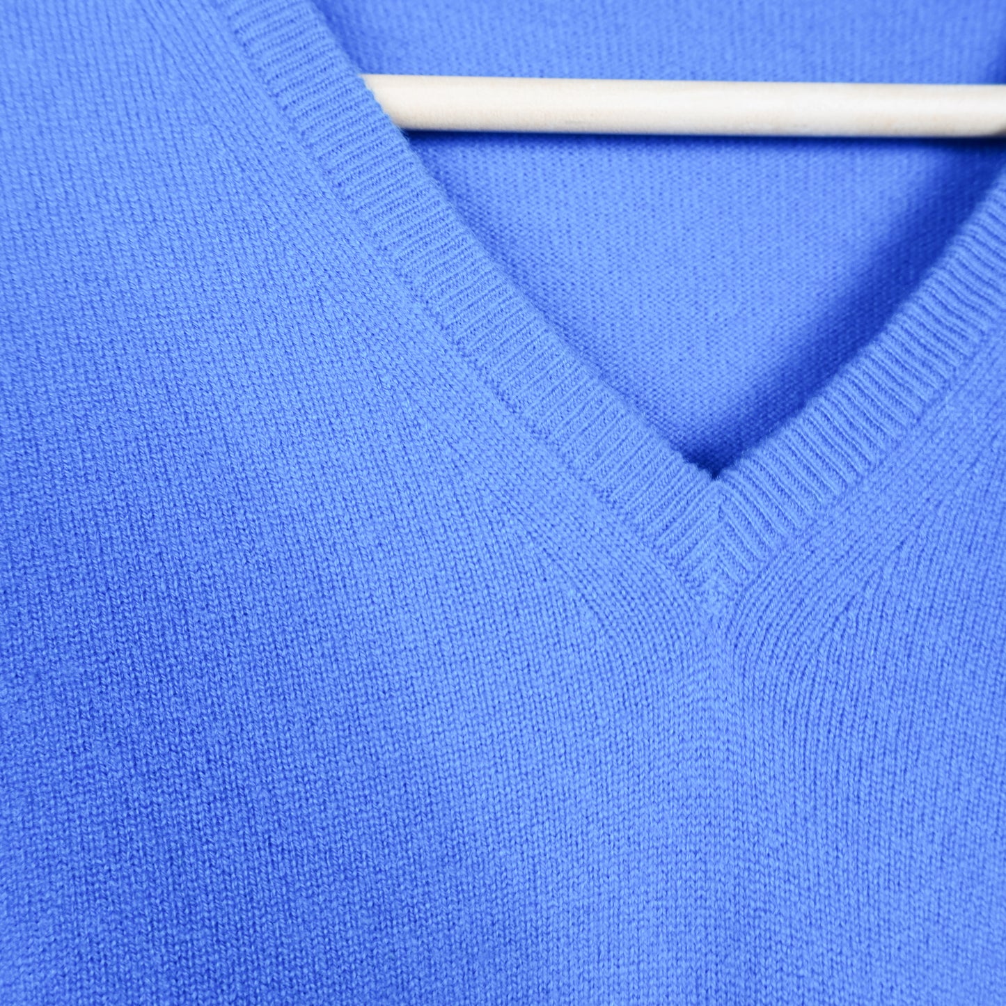 Loro Piana Baby Cashmere V-Neck Knit - Size M