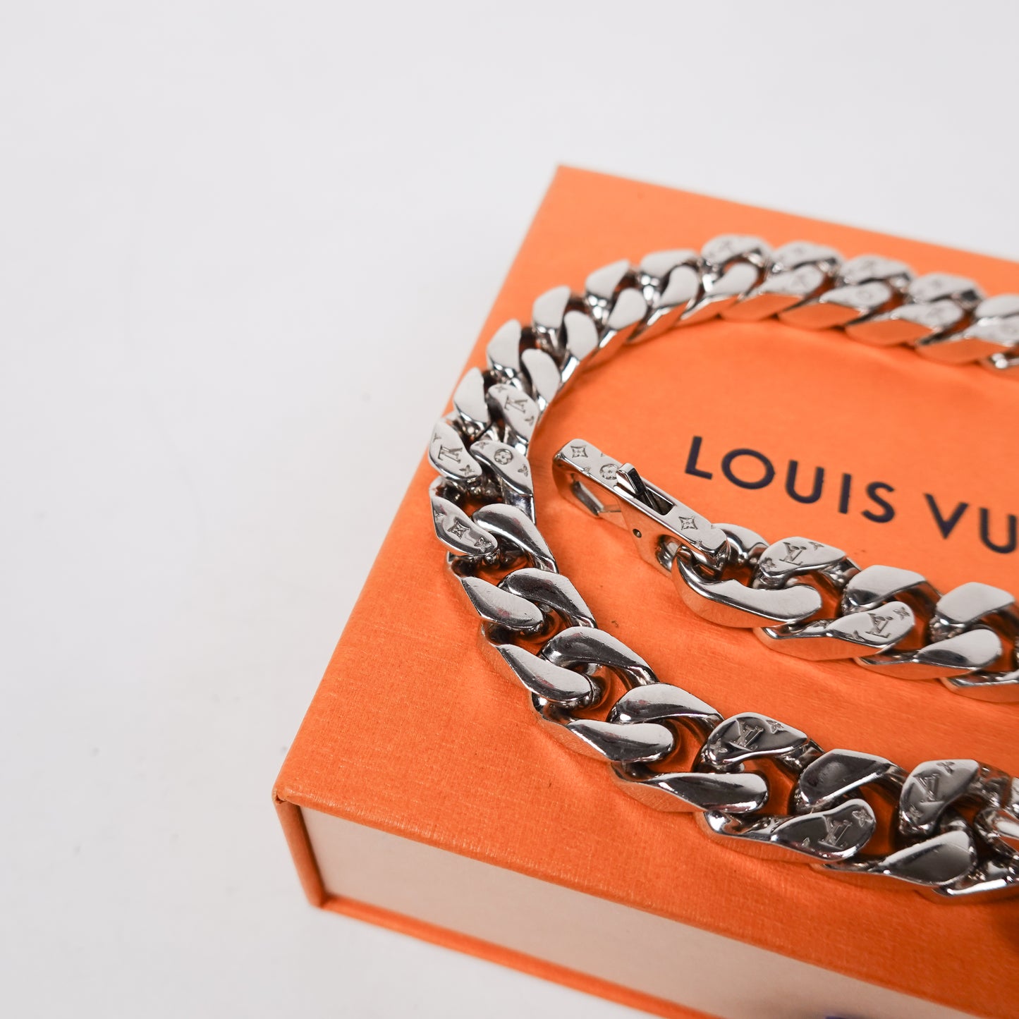 Louis Vuitton Cuban Link Chain
