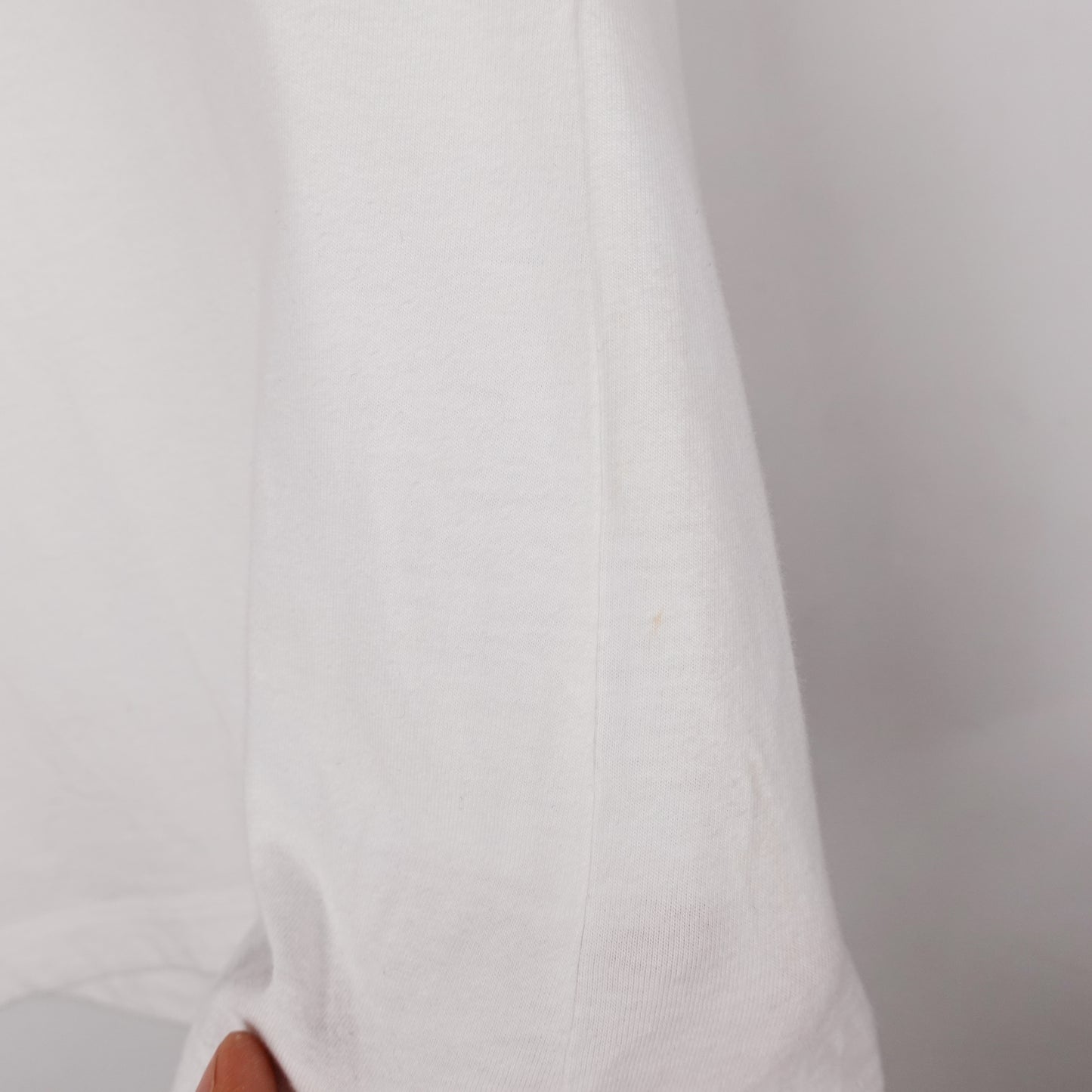 Louis Vuitton Icons Chain Tee - Size XS