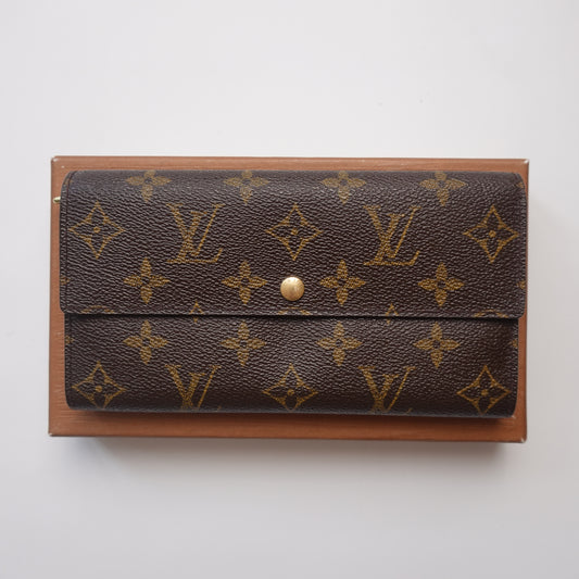 Louis Vuitton Sarah Wallet