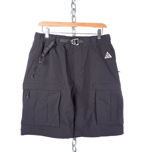 Nike ACG Cargo Shorts - Size M
