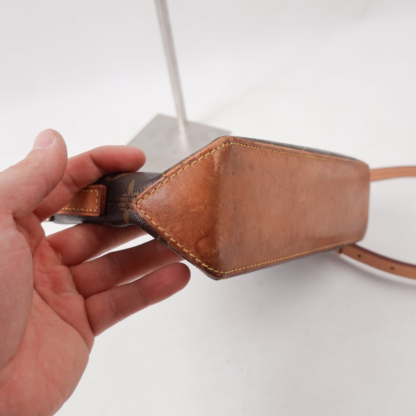 2002 Louis Vuitton Monogram Trotteur Bag