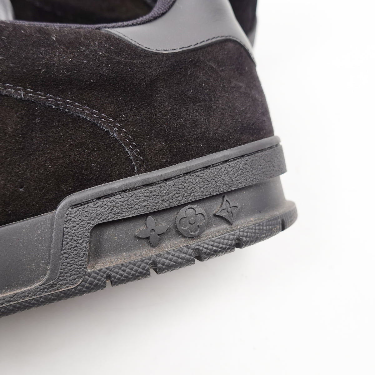 Louis Vuitton Suede Uniform Sneaker - Size 9