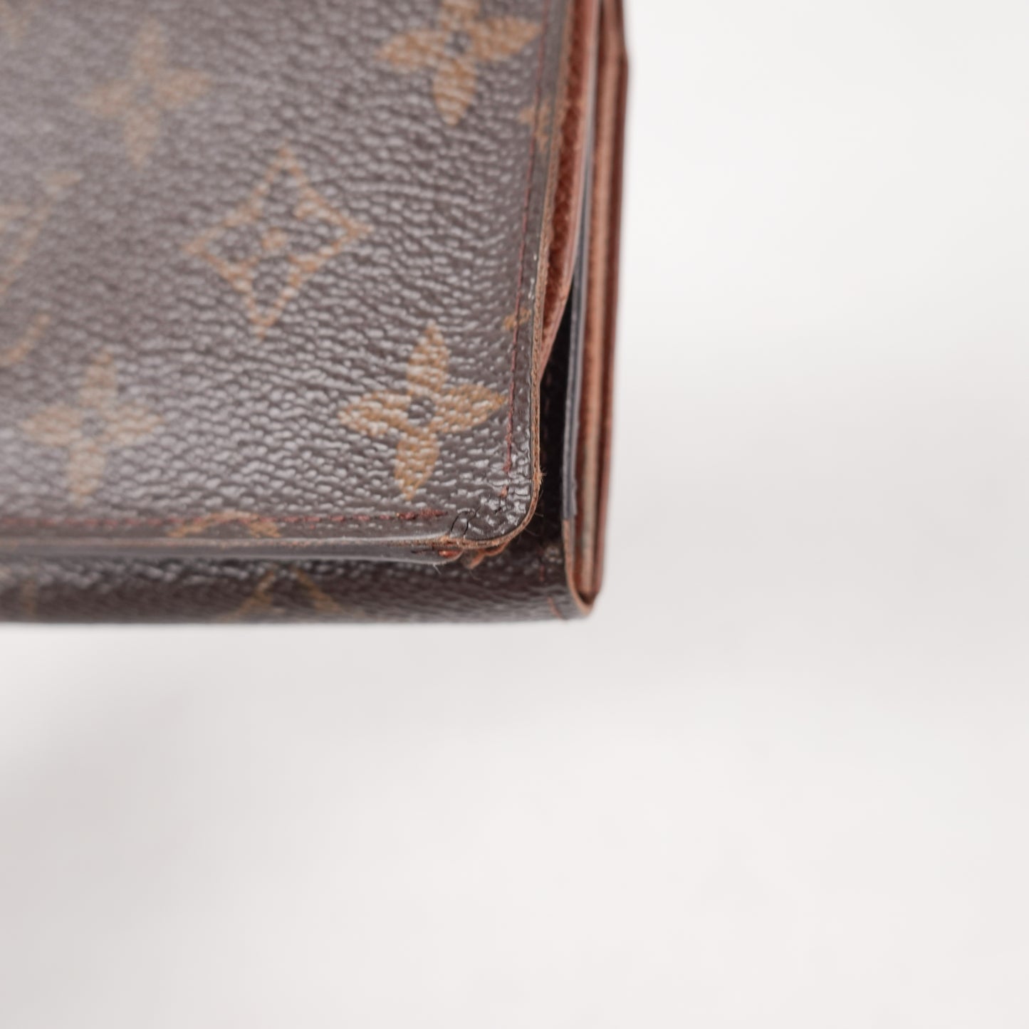 2000 Louis Vuitton Monogram Porte-Monnaie Tresor Wallet