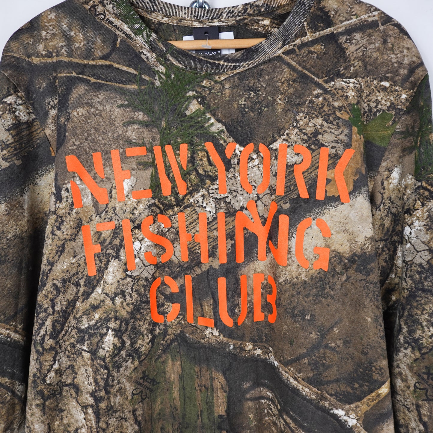 Market NY Fishing Club LS - Size M