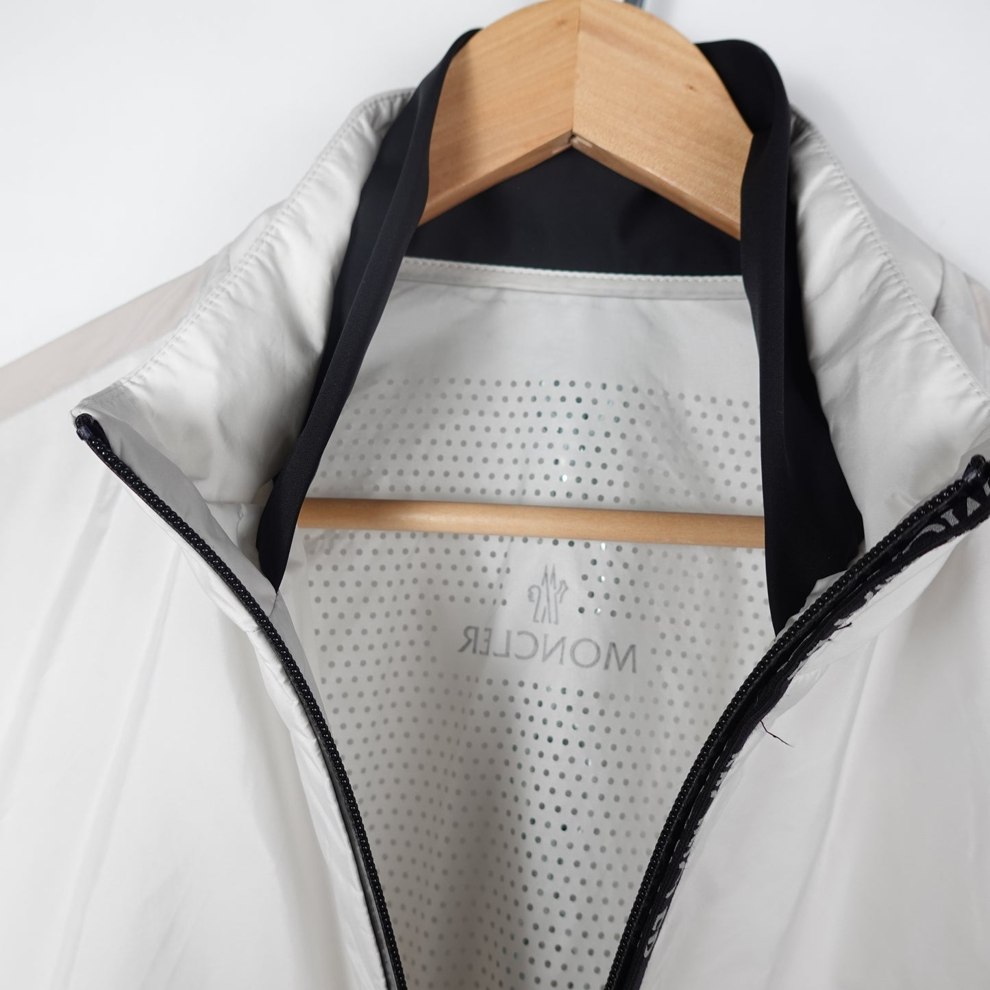 Moncler Sabik Rain Jacket - Size 3