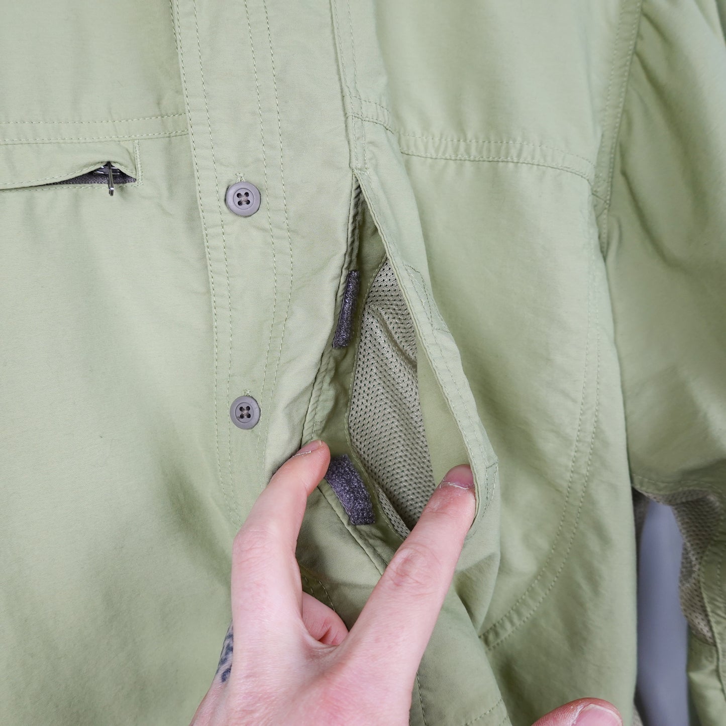 Mountain Hardwear Utility Button Up - Size M