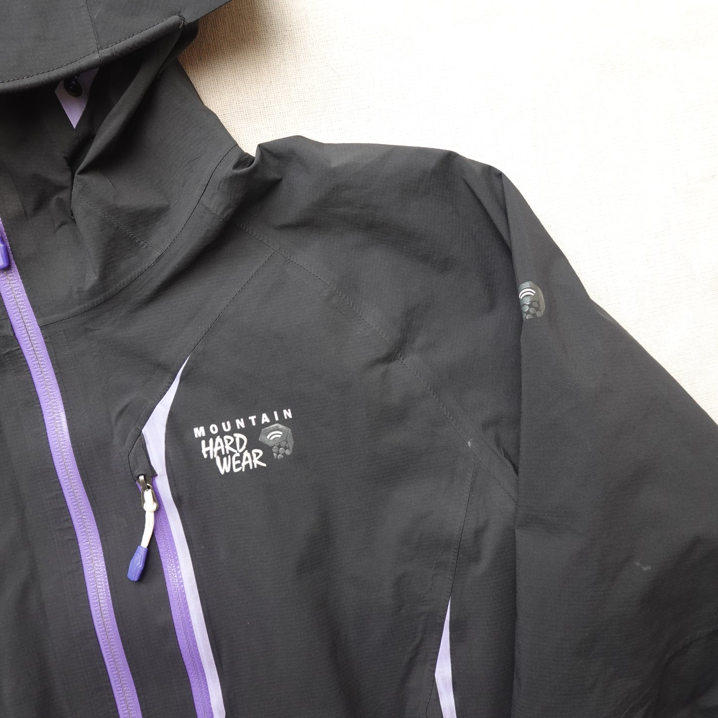Mountain Hardwear Rain Jacket - Size M