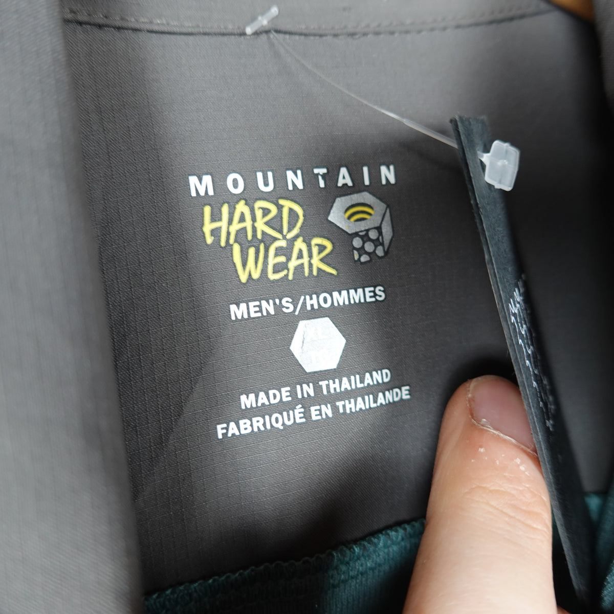 Mountain Hardware 1/4 Zip Active Shirt - Size XL