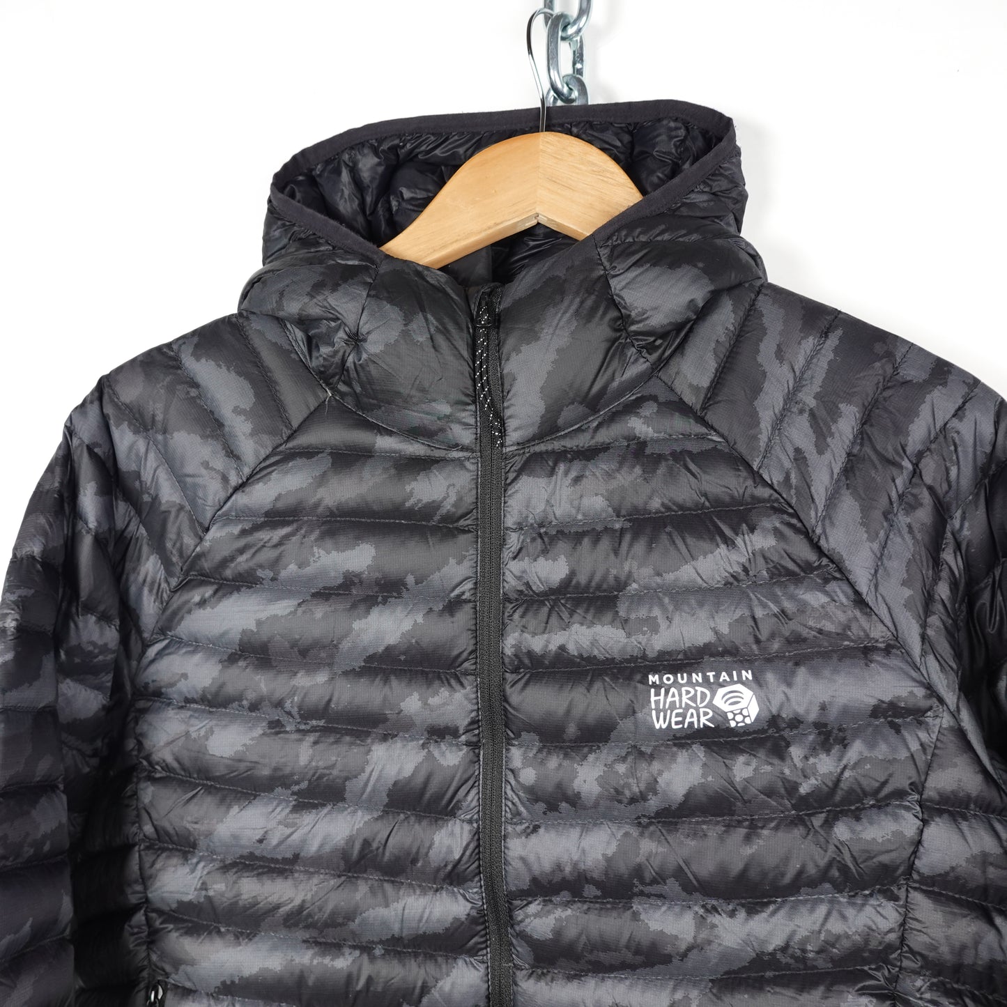 Mountain Hardware 800 Down Camo Jacket - Size M