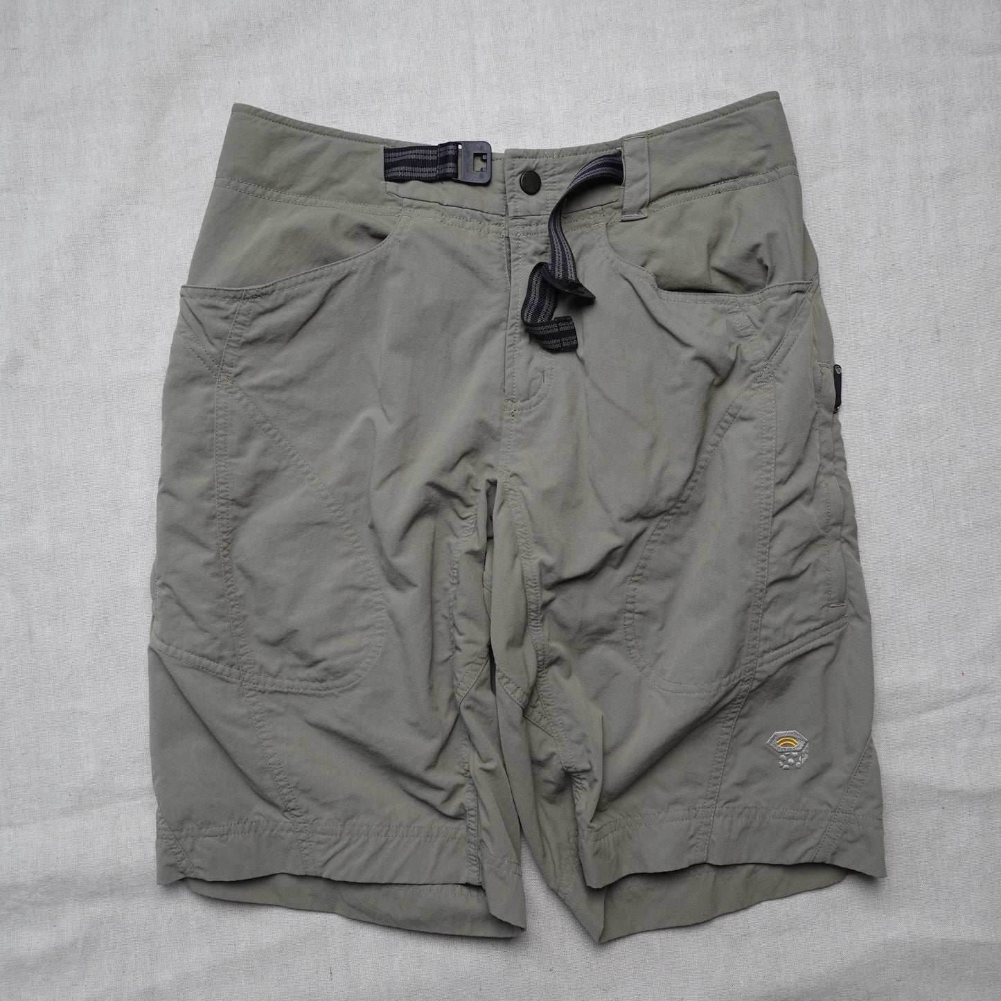 Mountain Hardwear Shorts - Size S