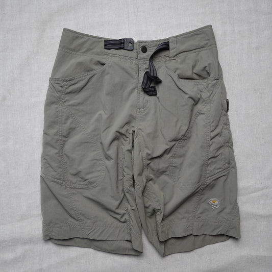 Mountain Hardwear Shorts - Size S