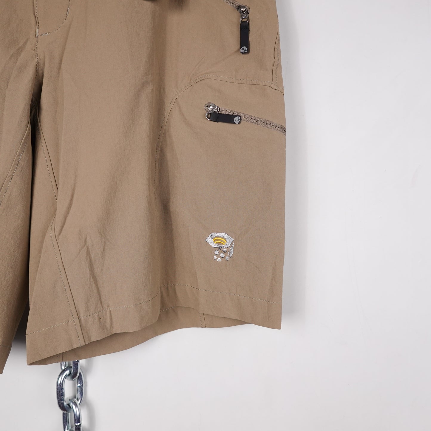 Mountain Hardwear Beige Shorts - Size S