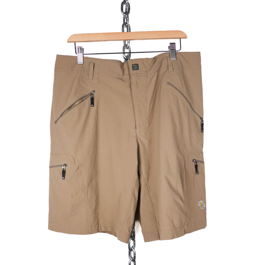 Mountain Hardwear Shorts - Size L