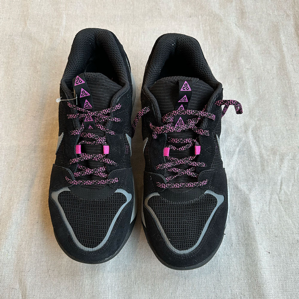 ACG Lowcate Shoes - Size 9.5