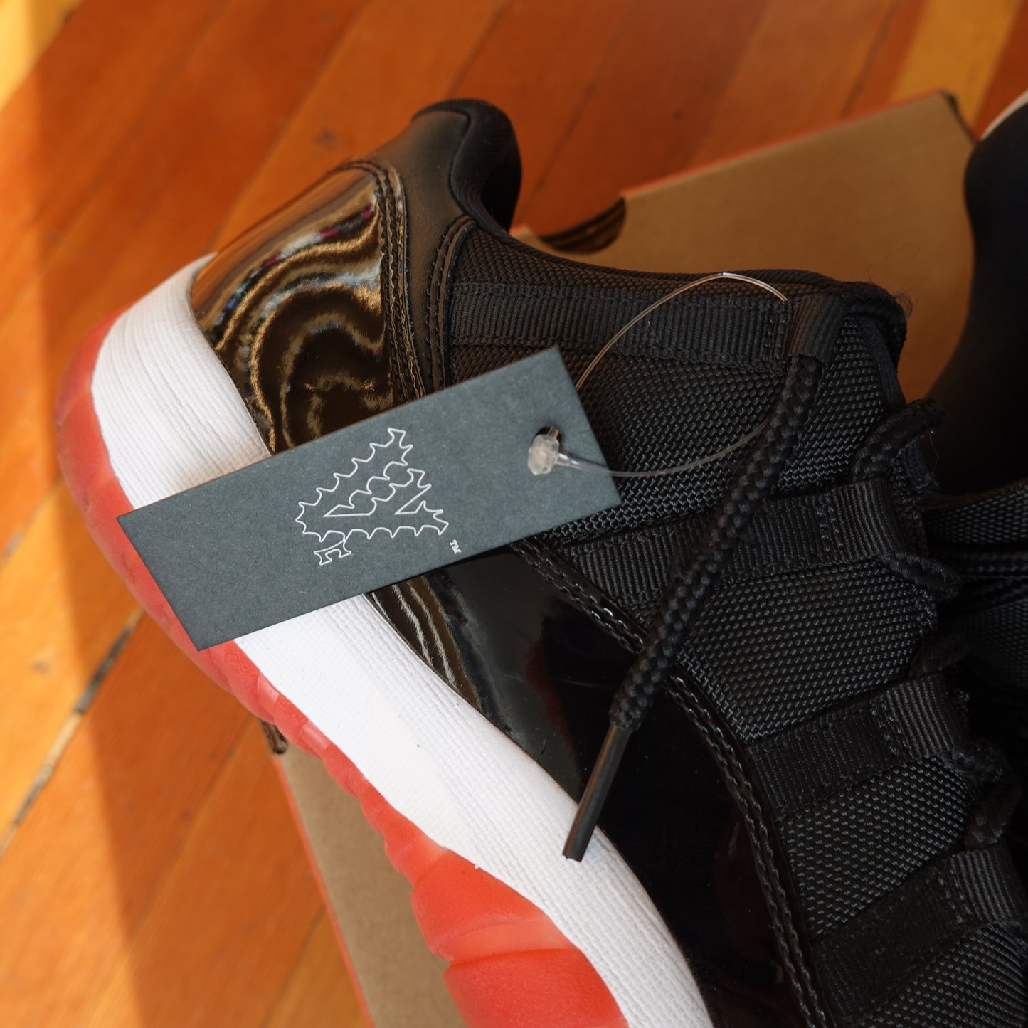 Nike Jordan 11 Bred Low - Size 12 Detail Photo