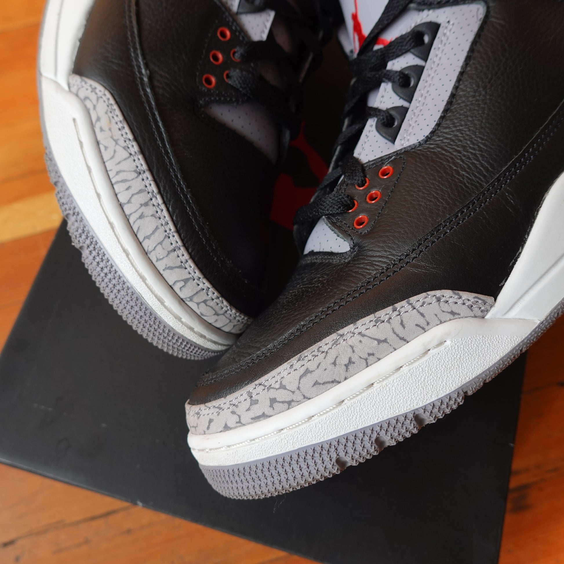 Nike Jordan 3 Black Cement - Size 12 Toe Cap Detail Photo