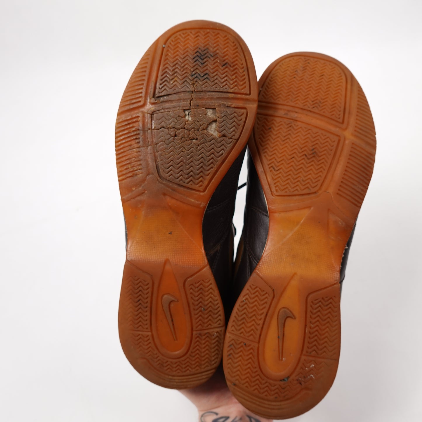 2007 Nike Ronaldinho Tiempo - Size 9