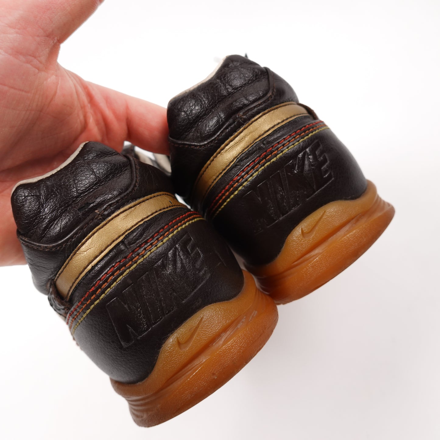 2007 Nike Ronaldinho Tiempo - Size 9