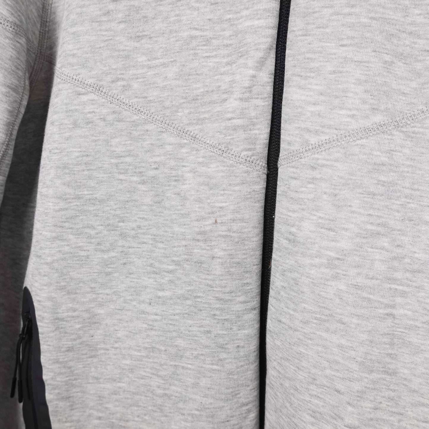 Nike Grey Tech Fleece - Size L