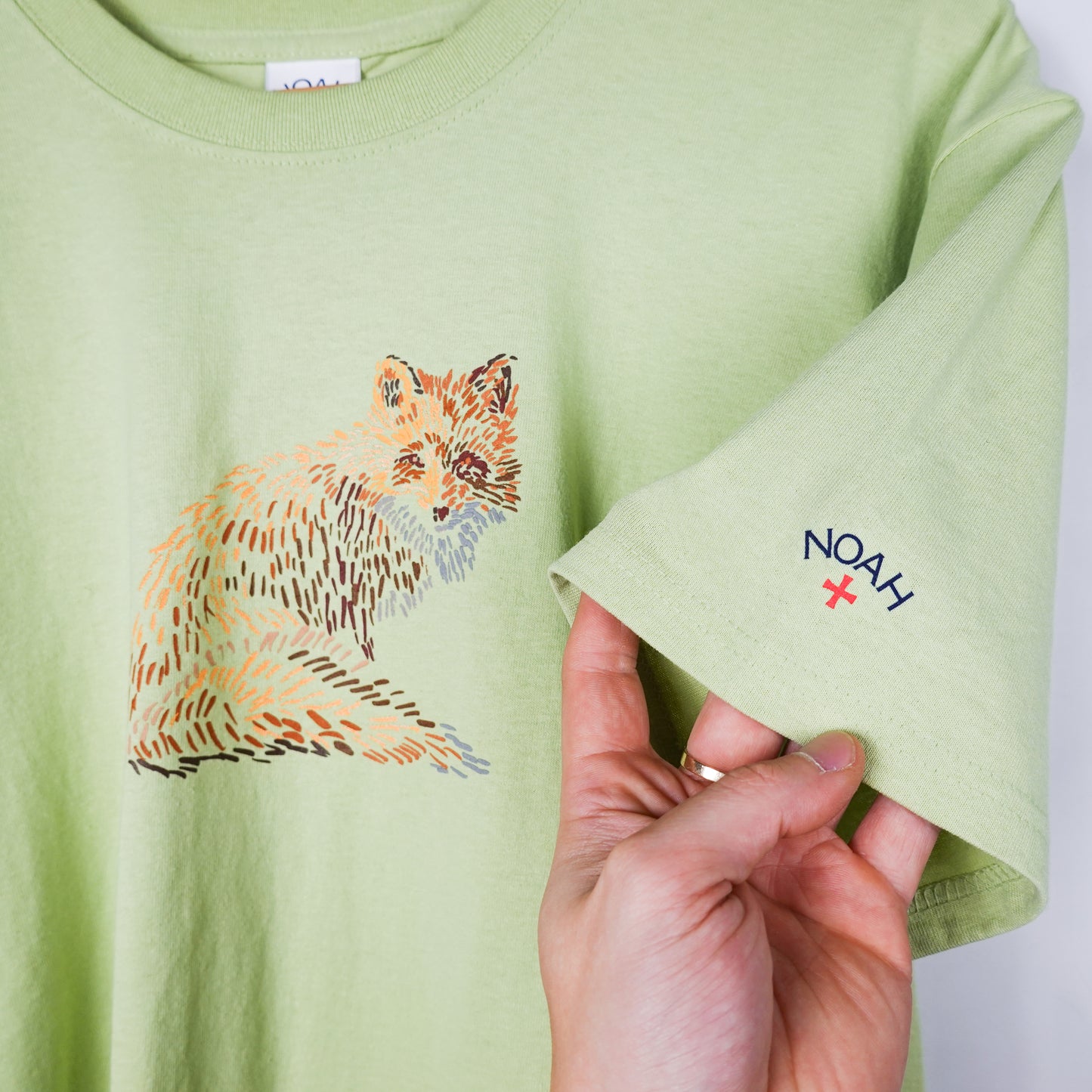 Noah Quinns Animals Tee - Size L