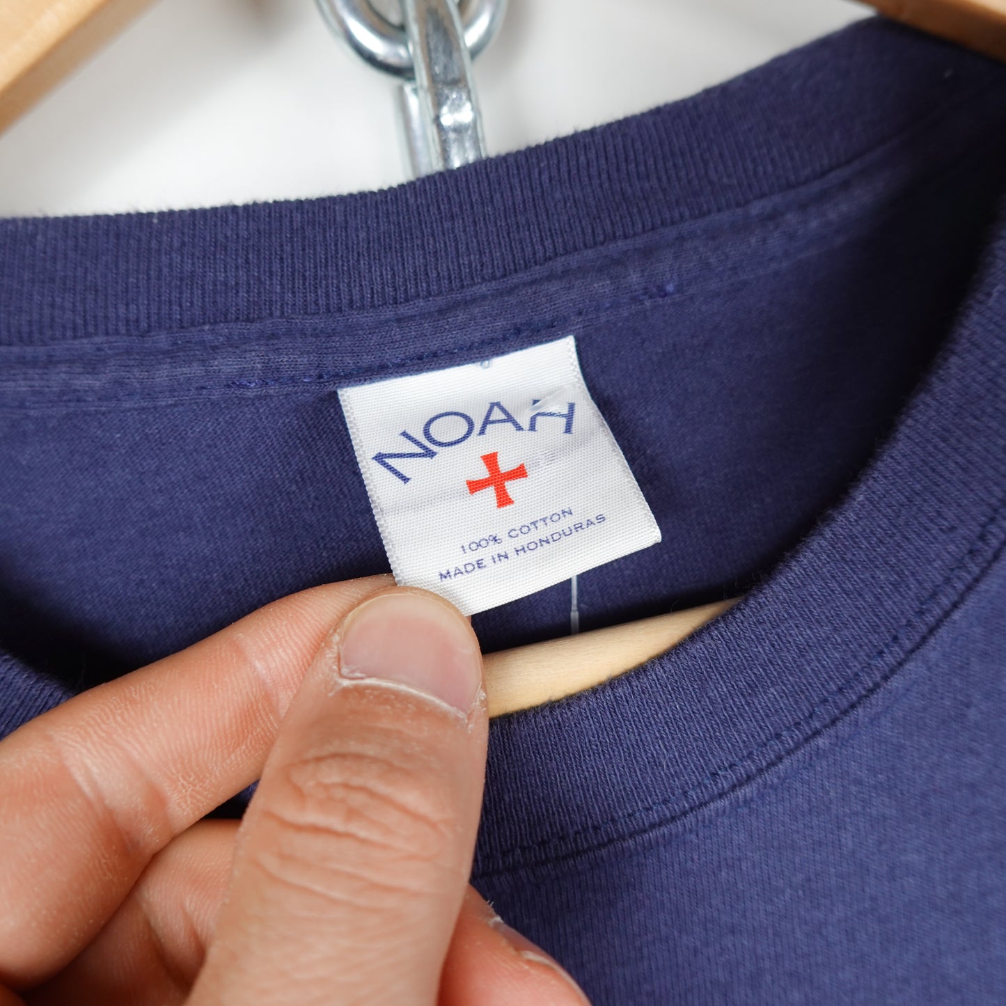 Noah Tee - Size L