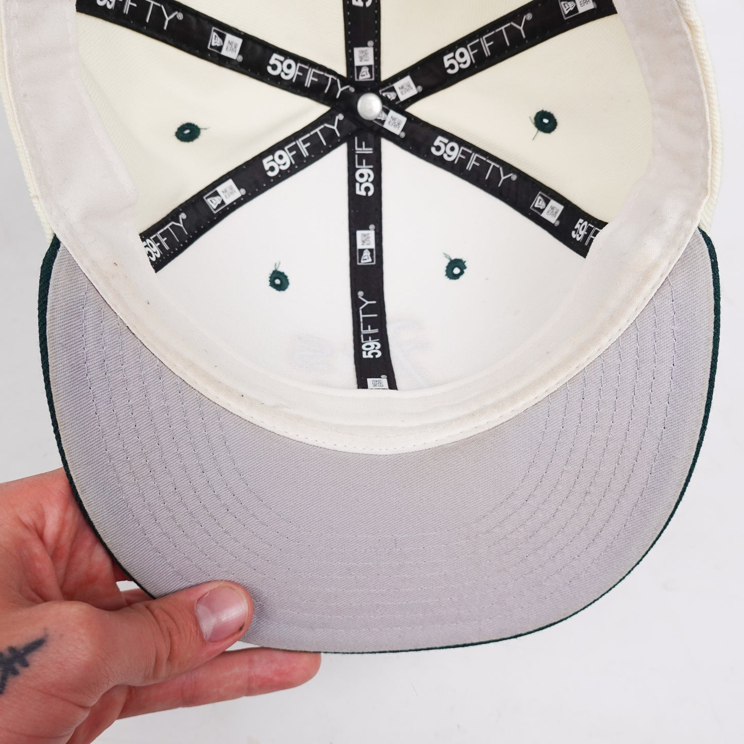 New Era Oakland A's Fitted Hat - Size 7 1/4