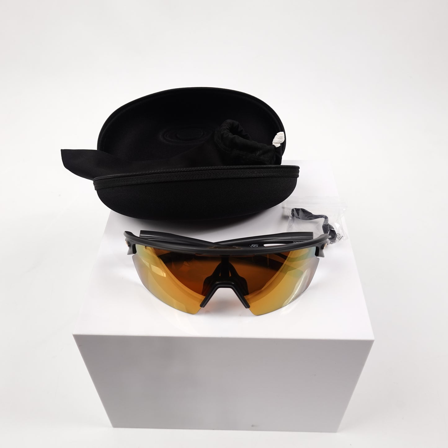 Oakley Sphaera Polarized Sunglasses