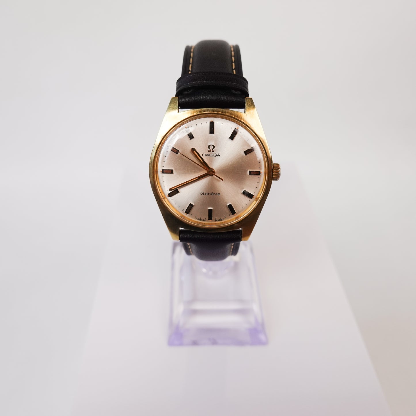 Omega Geneve Ref. 135.041 Manual Wind Watch