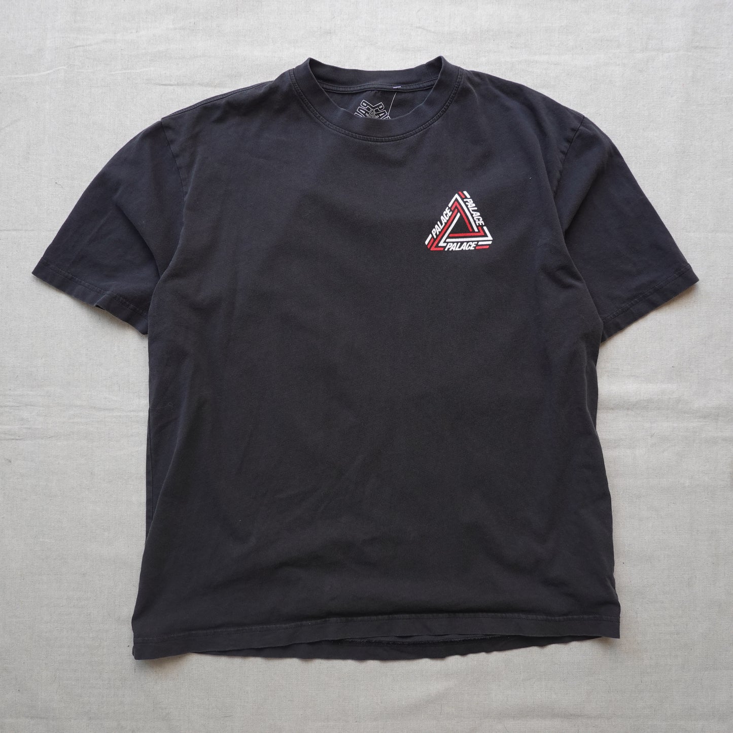 Palace Tee - Size XL