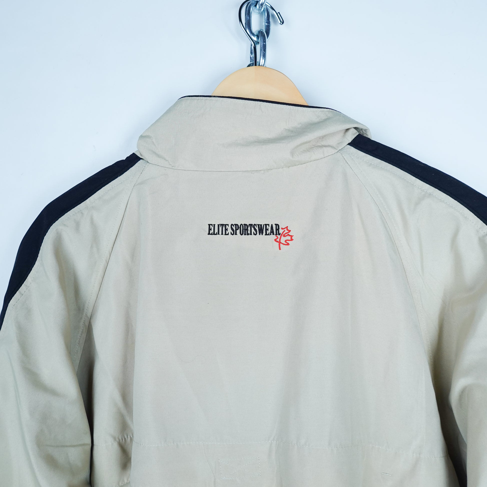 PGA Tour Canada Windbreaker - Size M Back Neck Logo