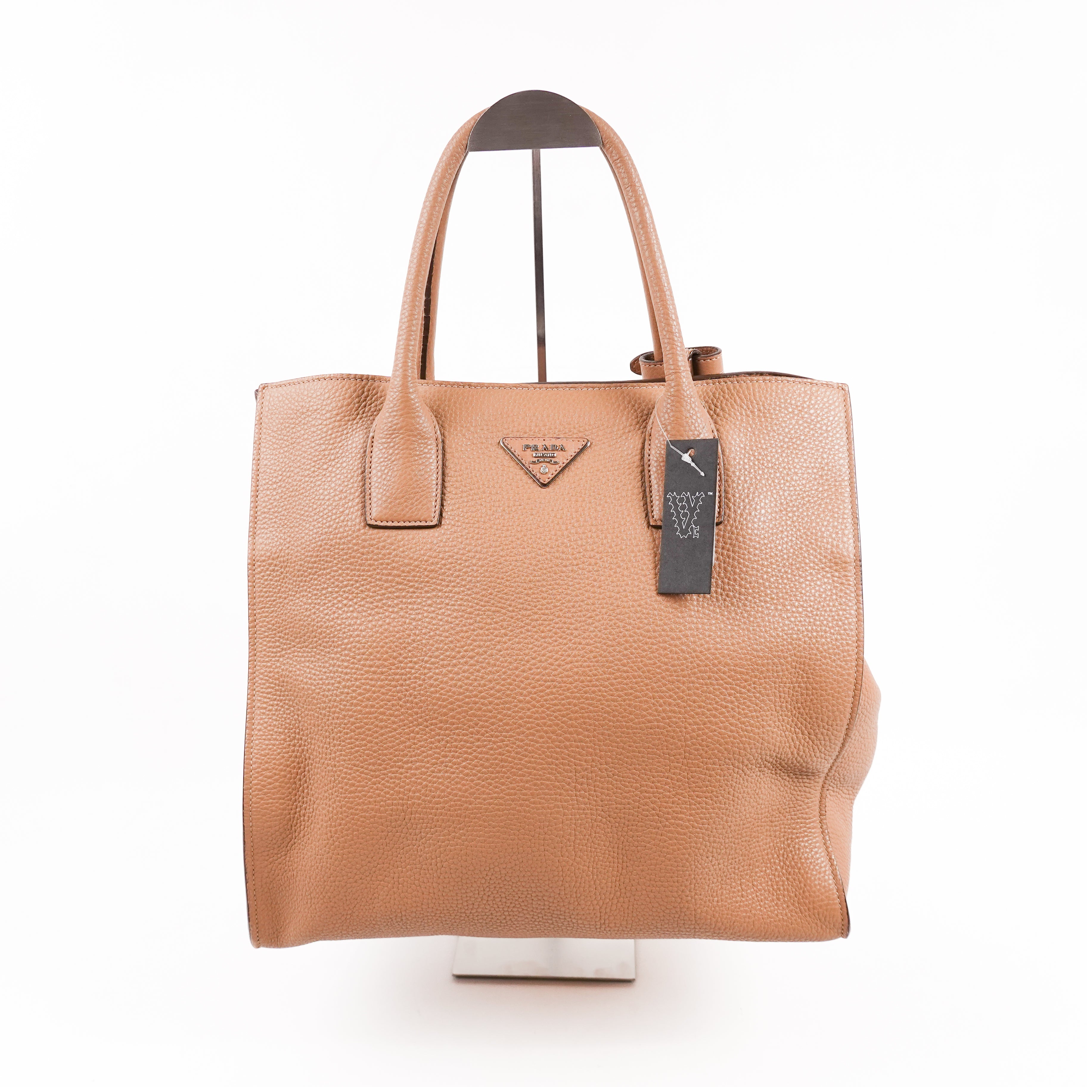 Prada – Victoria Vintage