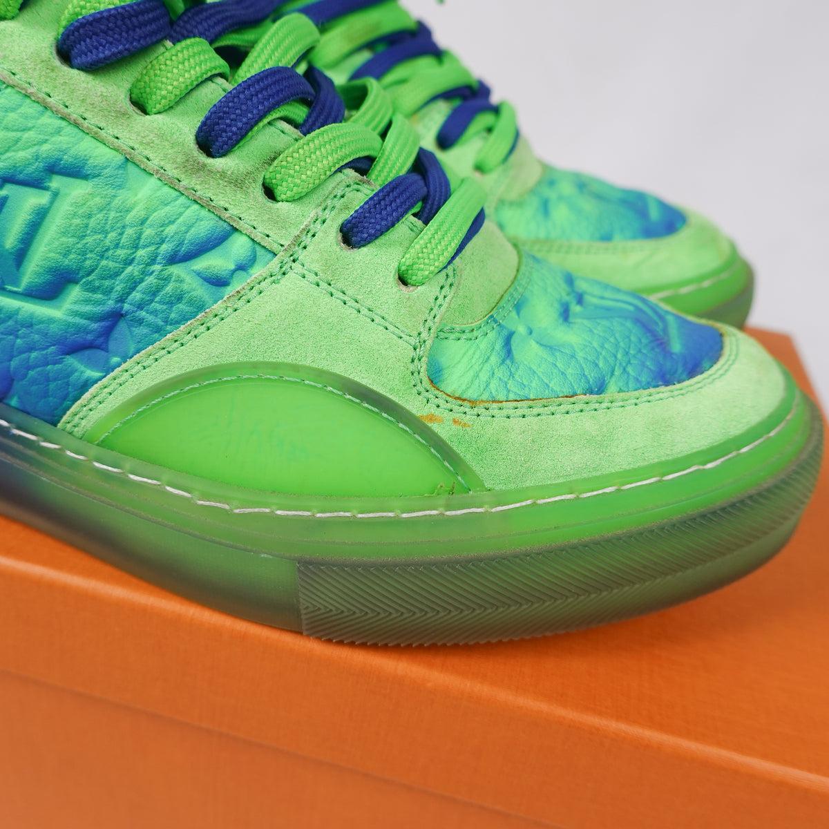 SS22 Louis Vuitton Ollie Richelieu Green Sneaker - Size 9