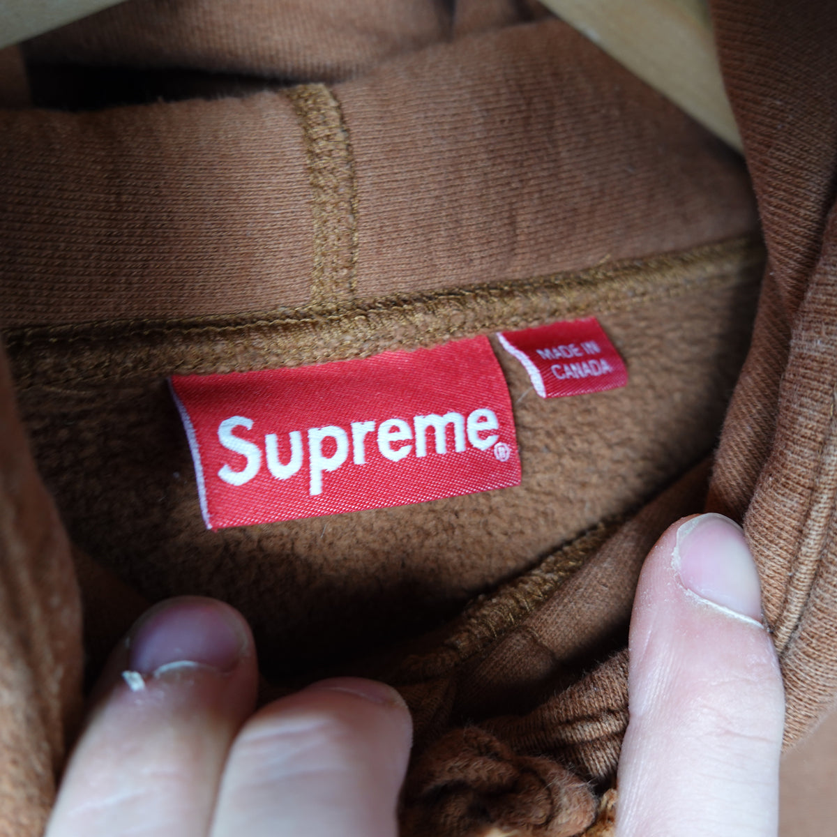 FW17 Supreme Rust Box Logo - Size L