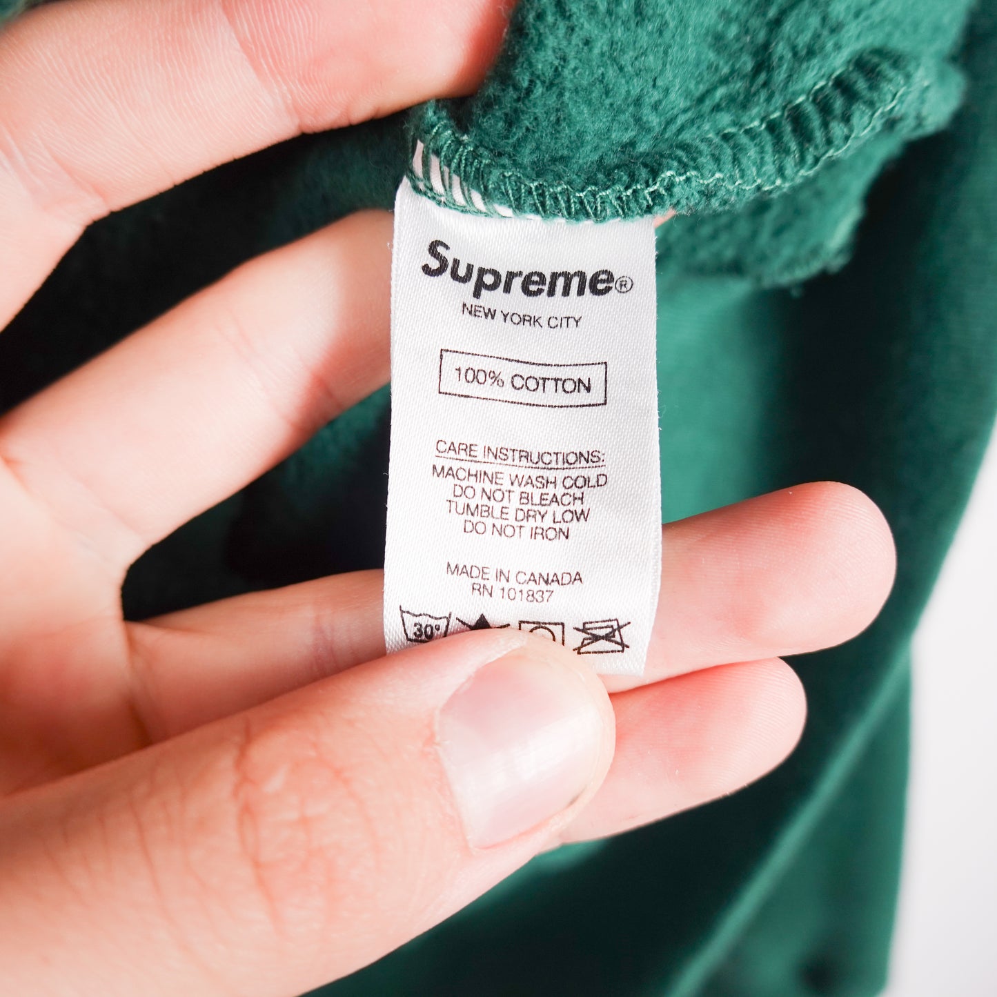 FW18 Supreme Cat In The Hat Hoodie - Size M