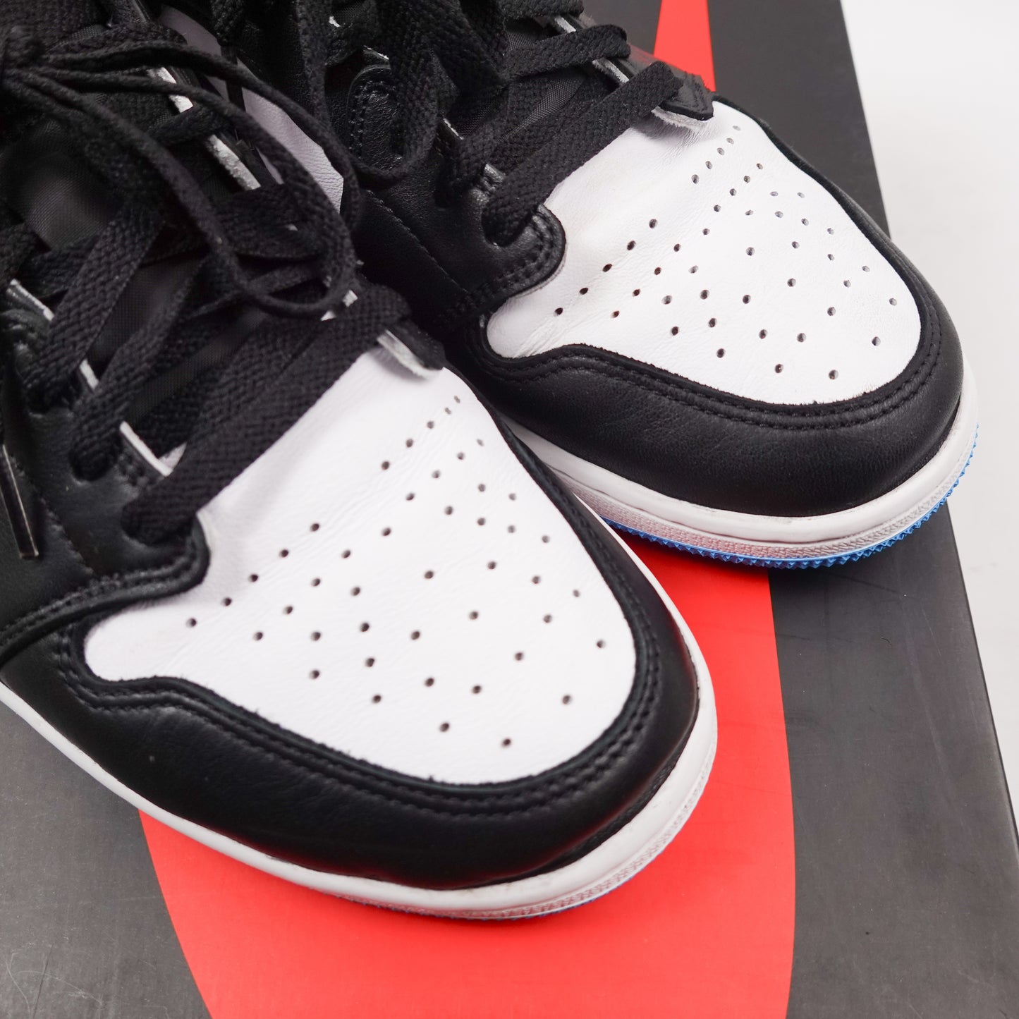 Jordan 1 Low OG Powder Blue - Size 13