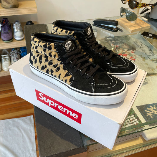 2017 Supreme x Sk8-Mid Pro 'Cheetah Velvet' - Size 9.5