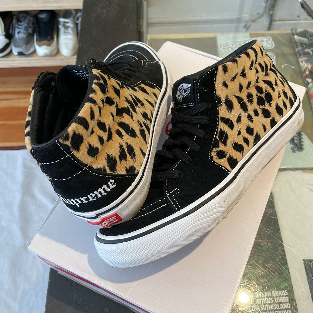 2017 Supreme x Sk8-Mid Pro 'Cheetah Velvet' - Size 9.5