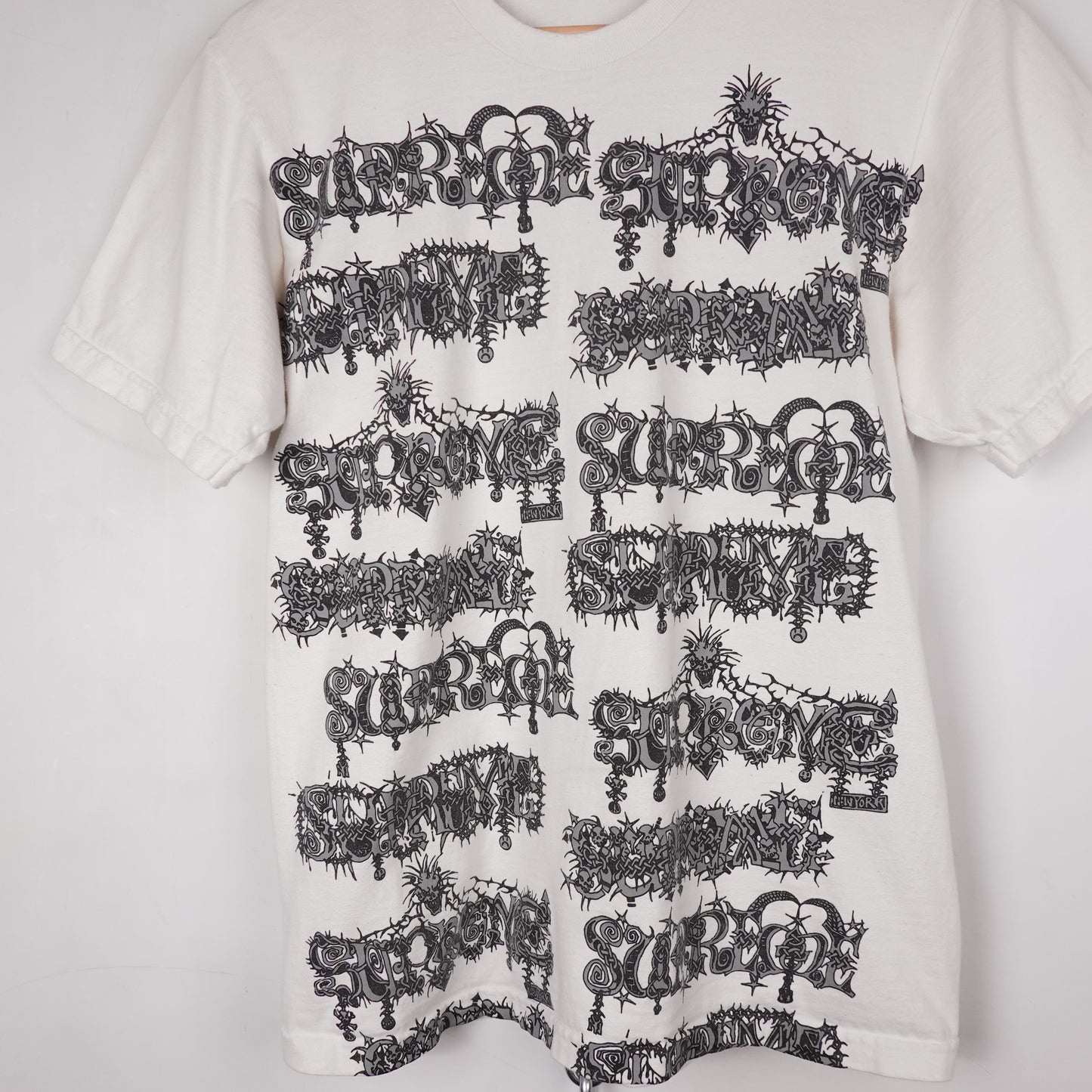 FW22 Supreme Wombat Tee - Size S