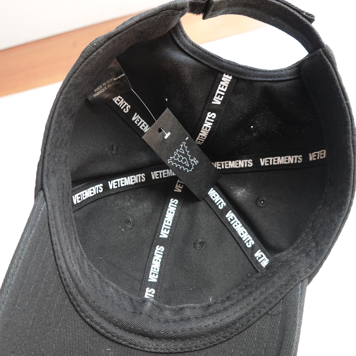 Vetements Nat Geo Hat