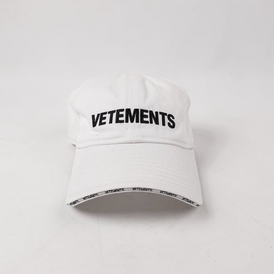 Vetements Logo Hat